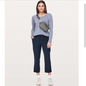 Lululemon On the Fly Crop Raw Hem Pant Navy Blue